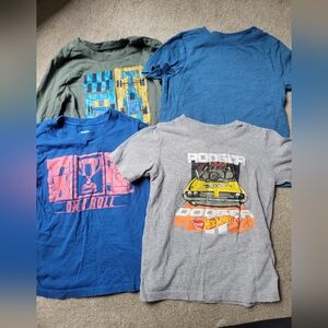 Toddler boys 4t bundle of 4 t shirts